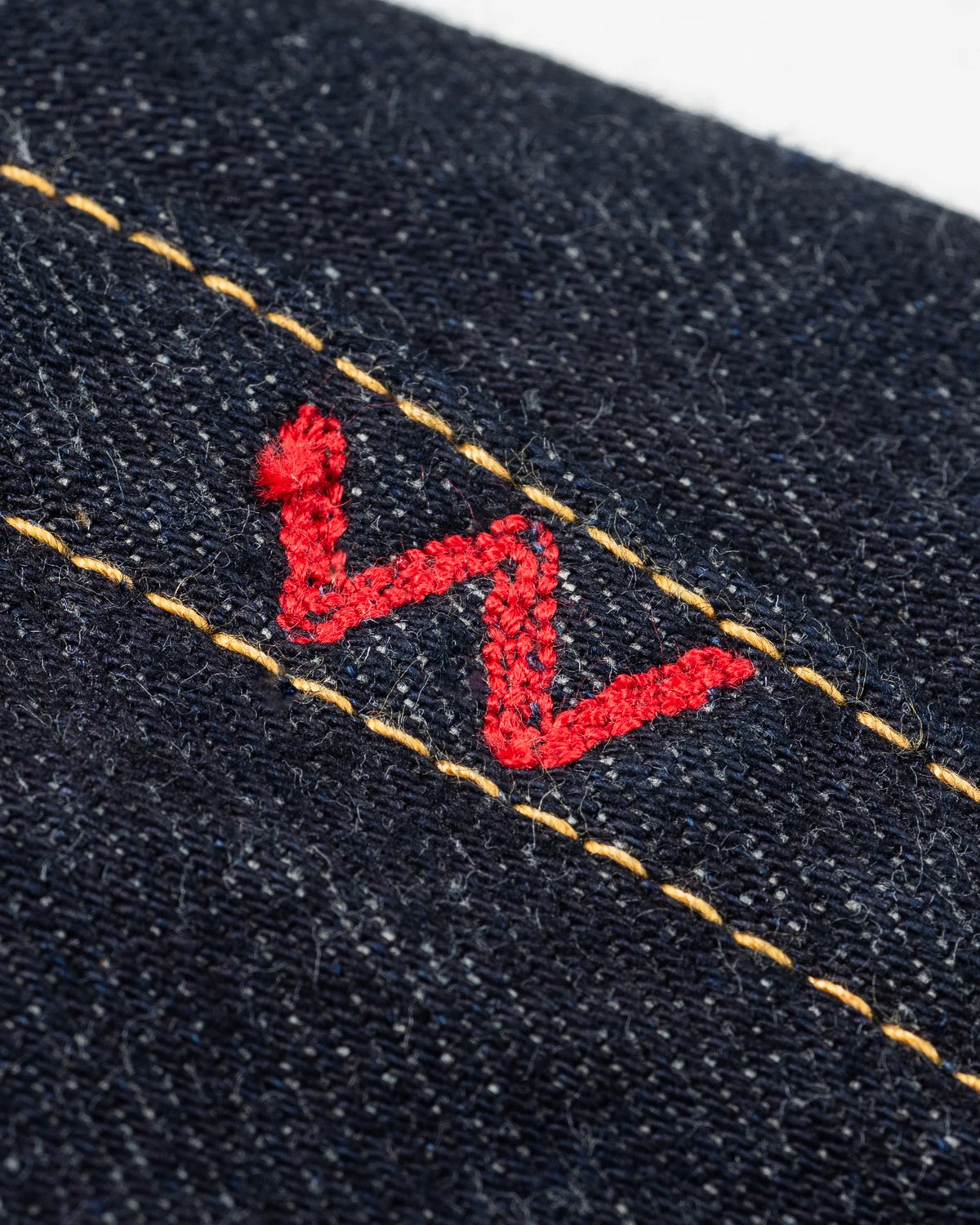 Iron Heart IH-1955S-142 14oz selvedge denim 1955 vintage tapered jeans indigo detail view