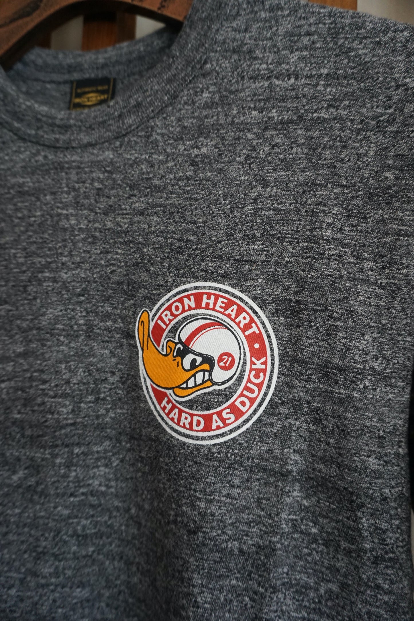 Iron Heart 7,5oz Loopwheel T-Shirt mit Rundhalsausschnitt „Hard as Duck“ 