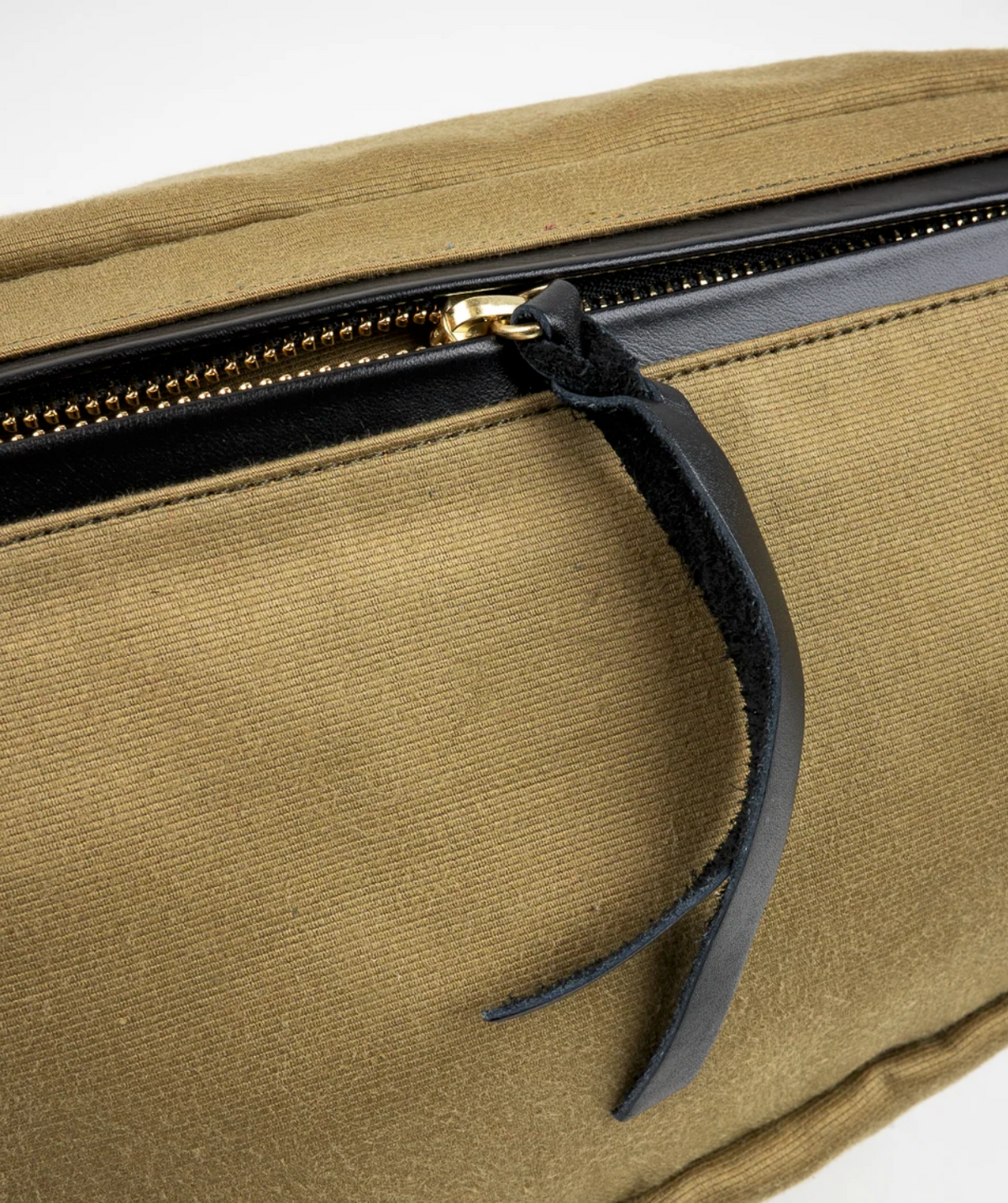 Iron Heart IHE-53 Waist Bag in Khaki — detail view