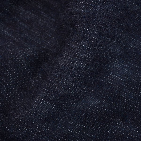 Iron Heart IH-555S-SLB slubby selvedge denim fabric texture close-up