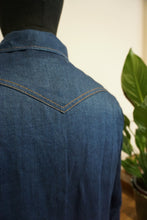 Load image into Gallery viewer, Iron Heart 6.5oz Linen &quot;Denim&quot; Sawtooth Indigo Shirt